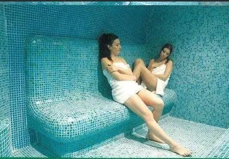 Apartment Flora 412 *